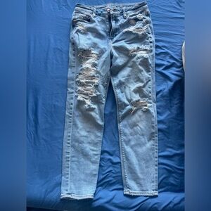 American Eagle Stretch ripped jeans Size 4